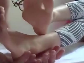 Korean Foot feature - Feet Licking & Toes Sucking
