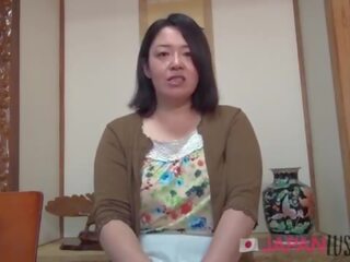 Закръглени grown японки курабийка обича фалос indoors и на открито