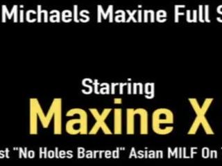 Crazy Asian Mom MaxineX Has Hood Over Head A Big manhood In Her Pussy&excl;
